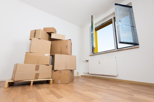 Requesting a quote for moving van services in Romford